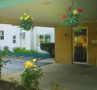 Village Inn Motel - Berrien Springs Exterior foto